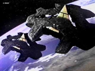 Deux vaisseaux-m&egrave;res Goauld