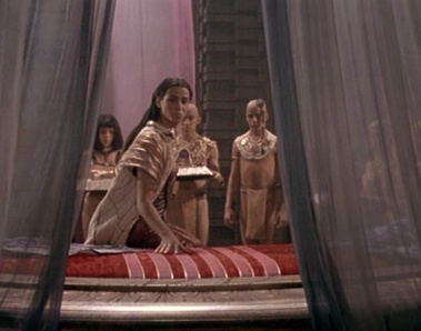 R�, le dieu-soleil